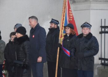 Chwała bohaterom powstania wielkopolskiego!