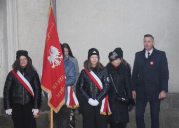 Chwała bohaterom powstania wielkopolskiego!