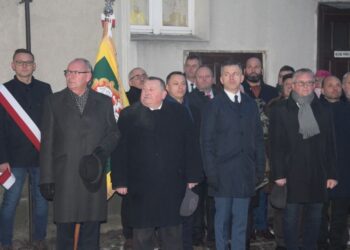 Chwała bohaterom powstania wielkopolskiego!