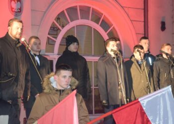 Chwała bohaterom powstania wielkopolskiego!