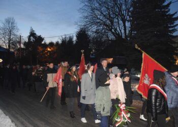 Chwała bohaterom powstania wielkopolskiego!