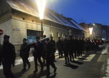 Chwała bohaterom powstania wielkopolskiego!