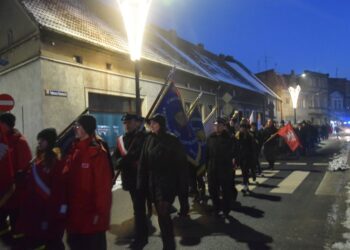 Chwała bohaterom powstania wielkopolskiego!