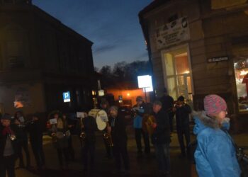 Chwała bohaterom powstania wielkopolskiego!