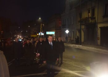 Chwała bohaterom powstania wielkopolskiego!