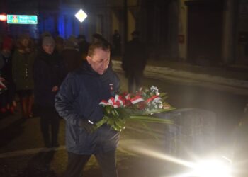 Chwała bohaterom powstania wielkopolskiego!