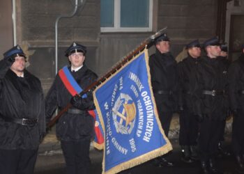 Chwała bohaterom powstania wielkopolskiego!