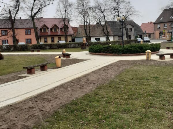 Chodnik w centrum po remoncie