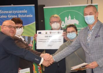 Uatrakcyjnić ofertę turystyczną