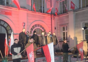 Chwała bohaterom powstania wielkopolskiego!