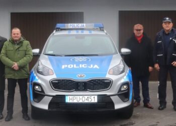 Nowy radiowóz dla policjantów