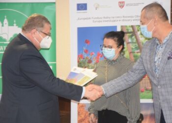 Uatrakcyjnić ofertę turystyczną