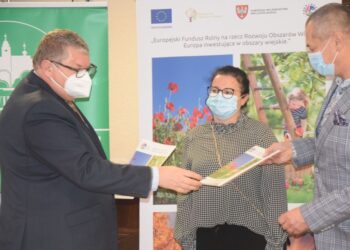 Uatrakcyjnić ofertę turystyczną