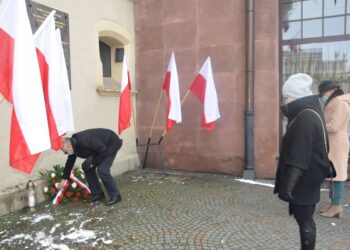 W 77. rocznicę wyzwolenia spod hitlerowskiej okupacji