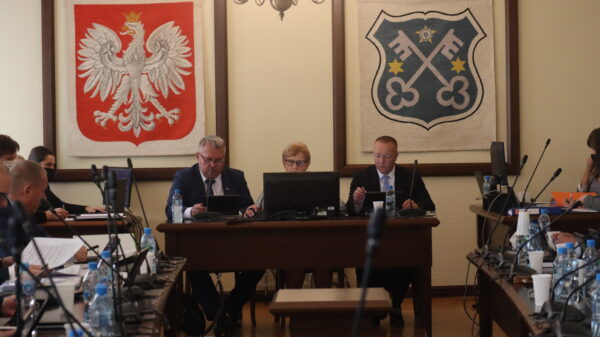 Radny zaapelował o rozsądne dysponowanie środkami publicznymi