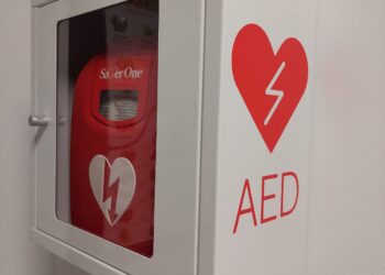 Zakup trzech defibrylatorów AED