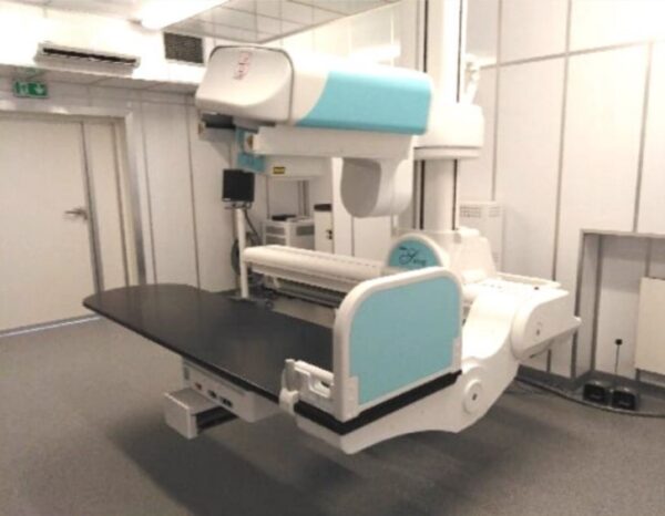 Pracownia z nowoczesnym aparatem RTG