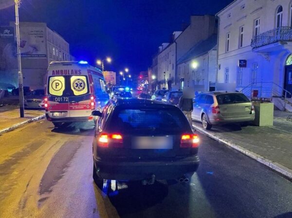 Ośmiolatka potrącona przez samochód