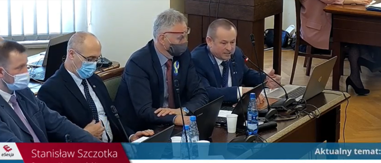 Spierali się o inwestycje