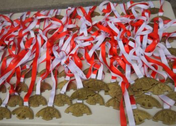 Pobiegli wilczym tropem