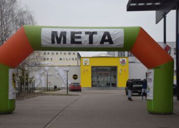 Pobiegli wilczym tropem