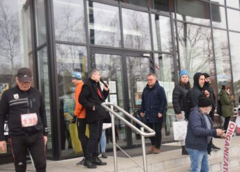 Pobiegli wilczym tropem