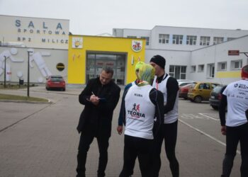 Pobiegli wilczym tropem