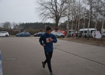 Pobiegli wilczym tropem