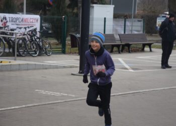 Pobiegli wilczym tropem