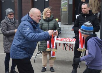 Pobiegli wilczym tropem