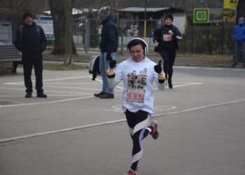 Pobiegli wilczym tropem