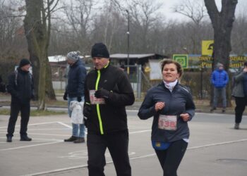 Pobiegli wilczym tropem