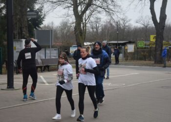 Pobiegli wilczym tropem