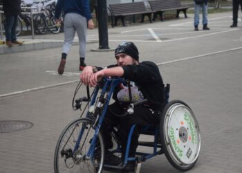 Pobiegli wilczym tropem