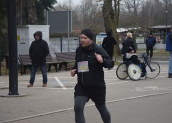 Pobiegli wilczym tropem