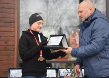 Pobiegli wilczym tropem