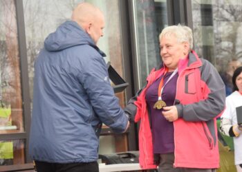 Pobiegli wilczym tropem