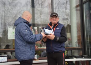 Pobiegli wilczym tropem