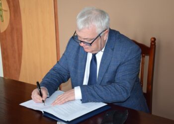 Nowoczesny pojazd do pracy w mieście