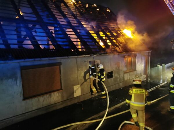 Pożar budynku jednorodzinnego