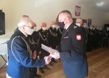 Pierwsze decyzje wręczone