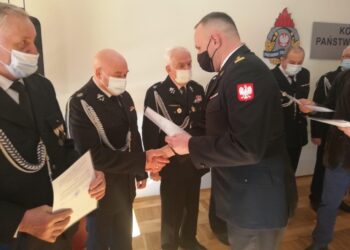 Pierwsze decyzje wręczone