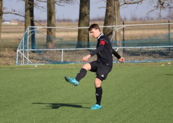 Porażka na inaugurację rundy