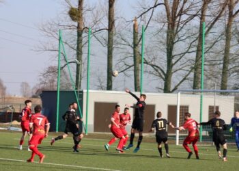 Porażka na inaugurację rundy