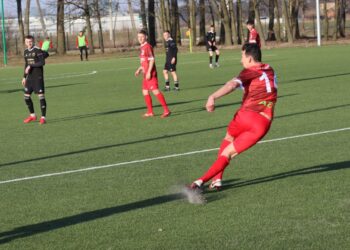 Porażka na inaugurację rundy