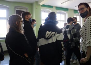 Zaprezentowali ósmoklasistom atuty szkoły