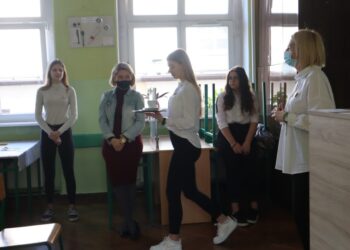 Zaprezentowali ósmoklasistom atuty szkoły