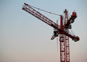 Chcesz zwiększyć bezpieczeństwo w firmie? Zadbaj o właściwy stan używanych maszyn