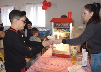 Wspólna zabawa polskich i ukraińskich dzieci