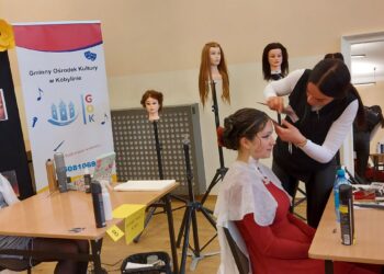 Zmagania młodych adeptów fryzjerstwa